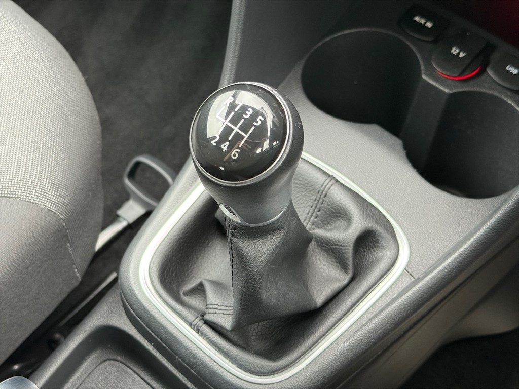 Used Volkswagen Polo 2015 for sale - 76796663: Photo 44