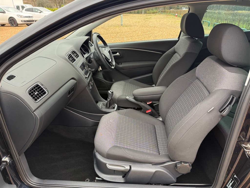 Used Volkswagen Polo 2015 for sale - 76796663: Photo 49