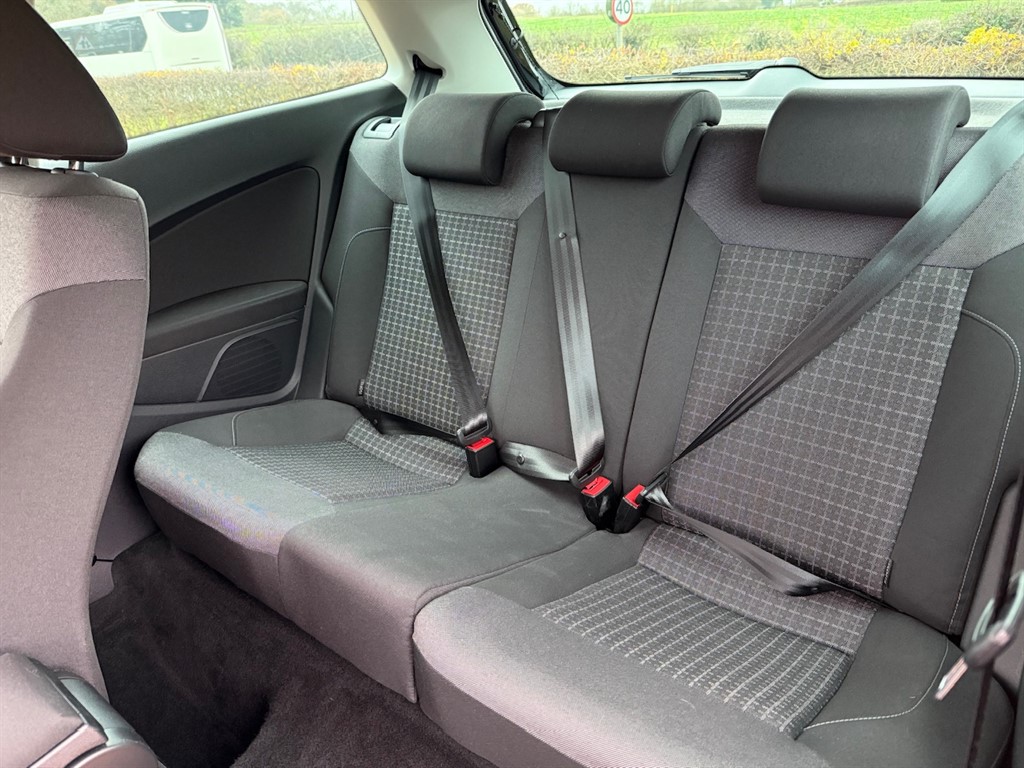 Used Volkswagen Polo 2015 for sale - 76796663: Photo 52