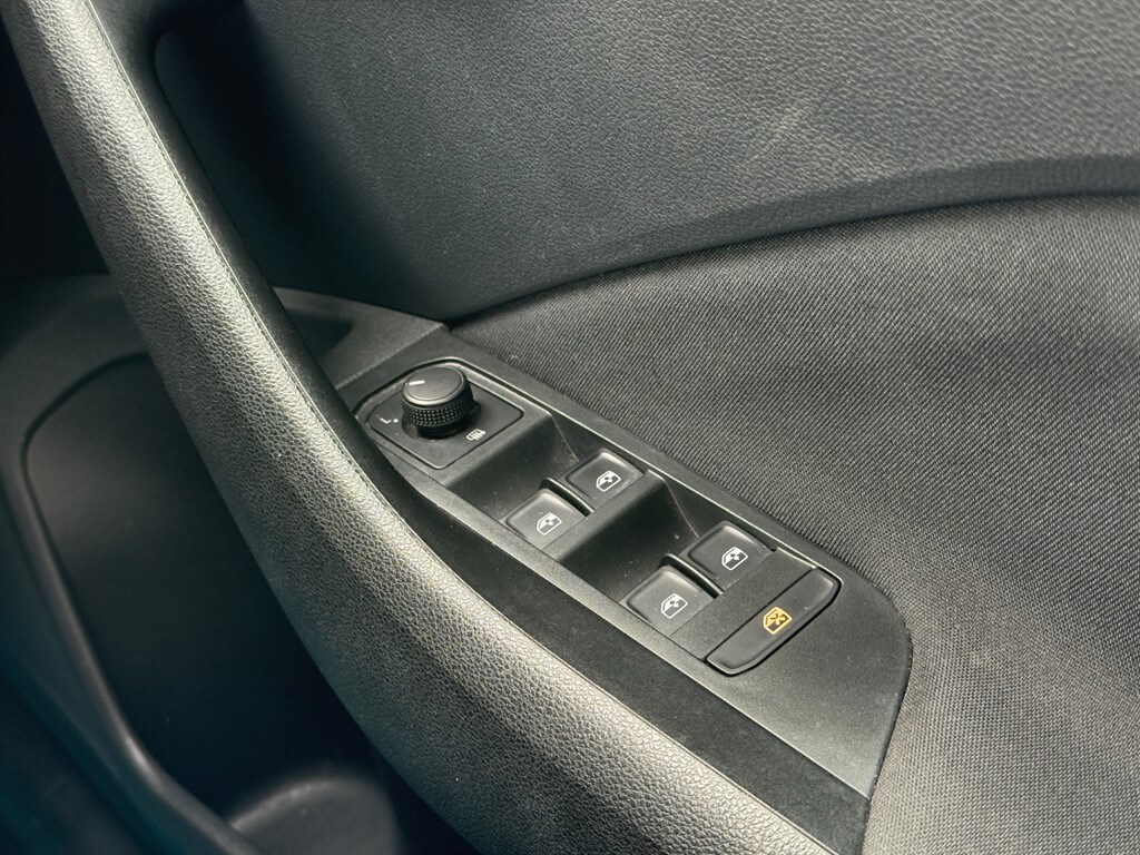 Vehicle 33