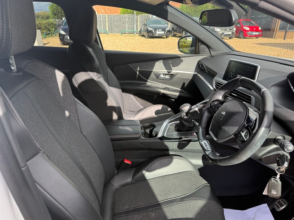 Used Peugeot 3008 2018 for sale - 76161635: Photo 27