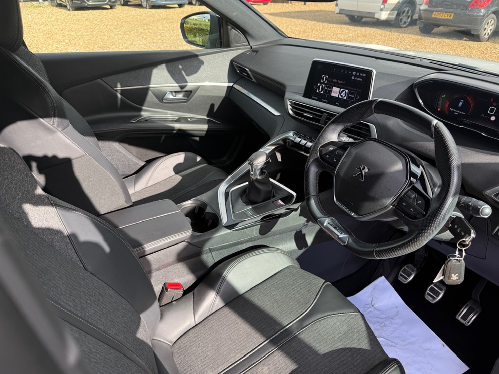 Used Peugeot 3008 2018 for sale - 76161635: Photo 29