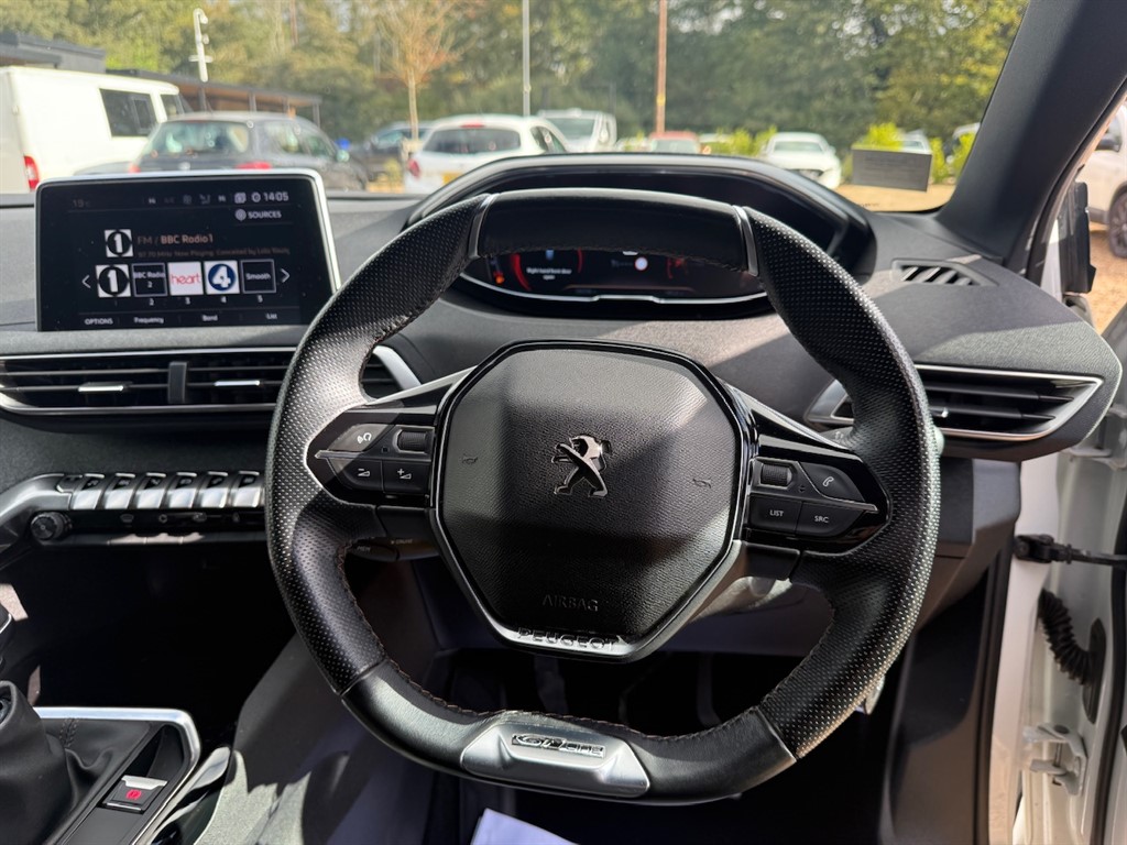 Used Peugeot 3008 2018 for sale - 76161635: Photo 30