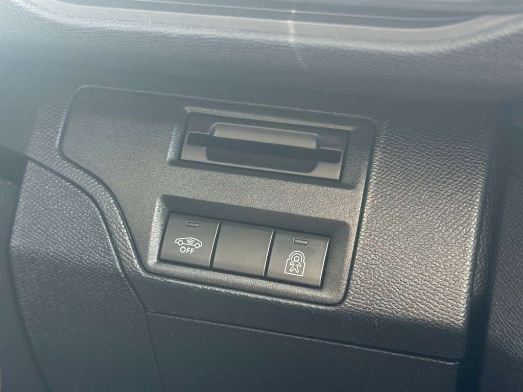 Used Peugeot 3008 2018 for sale - 76161635: Photo 34