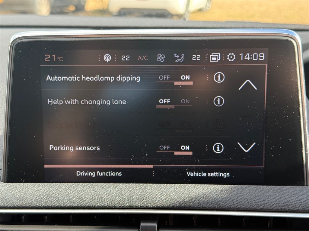 Used Peugeot 3008 2018 for sale - 76161635: Photo 40