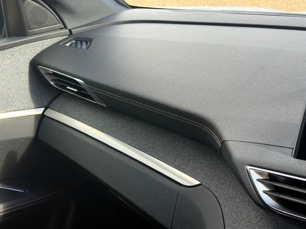 Used Peugeot 3008 2018 for sale - 76161635: Photo 46