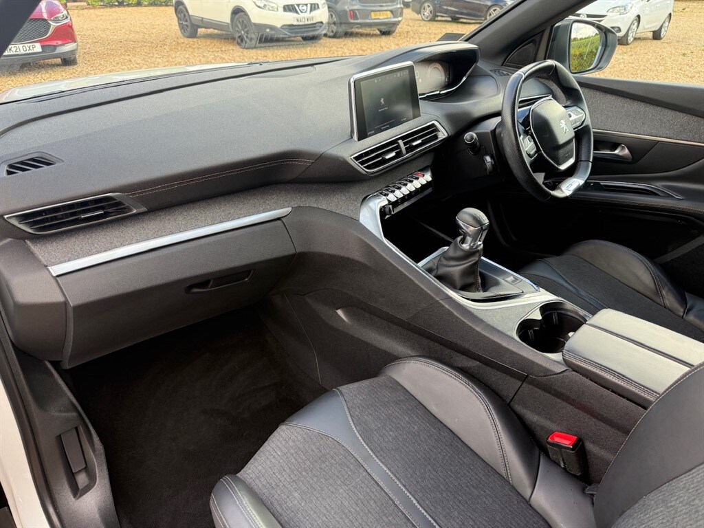 Used Peugeot 3008 2018 for sale - 76161635: Photo 50