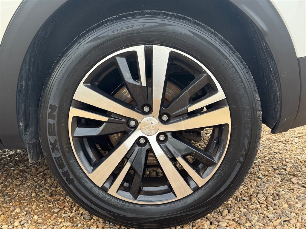 Used Peugeot 3008 2018 for sale - 76161635: Photo 9