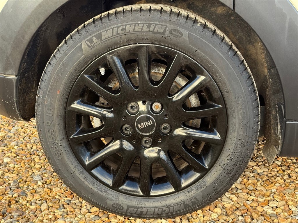 Used MINI Hatch 2019 for sale - 76603089: Photo 17