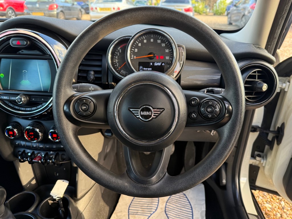 Used MINI Hatch 2019 for sale - 76603089: Photo 26