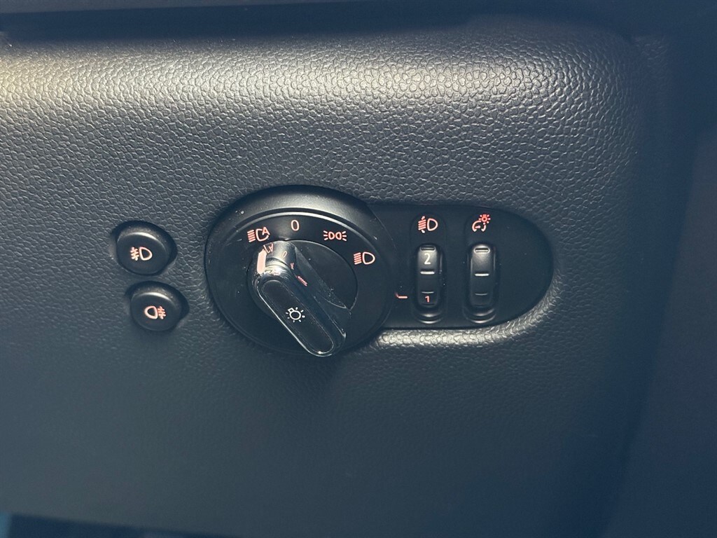 Used MINI Hatch 2019 for sale - 76603089: Photo 30