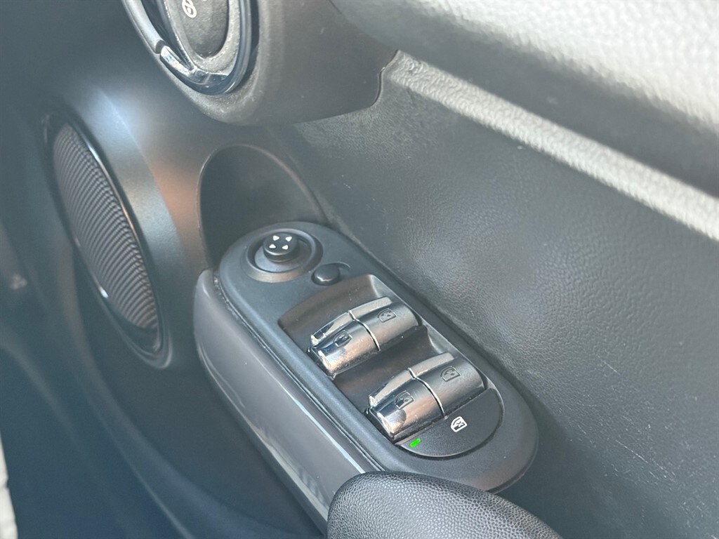 Used MINI Hatch 2019 for sale - 76603089: Photo 32