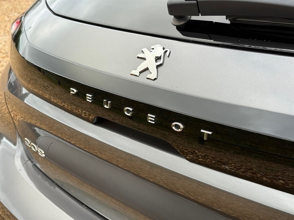 Used Peugeot 208 2022 for sale - 76532354: Photo 15