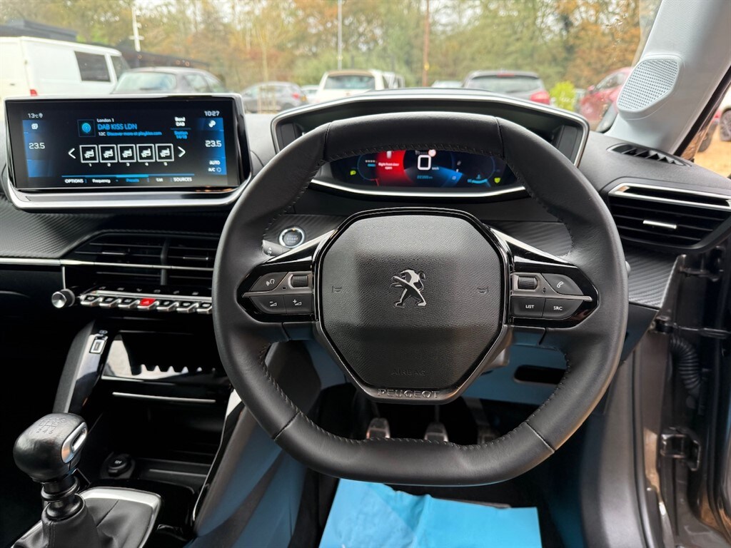 Used Peugeot 208 2022 for sale - 76532354: Photo 26