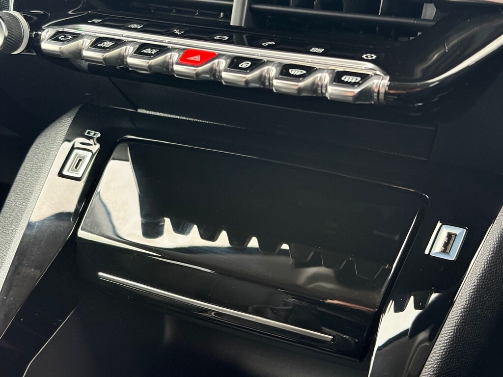 Used Peugeot 208 2022 for sale - 76532354: Photo 44