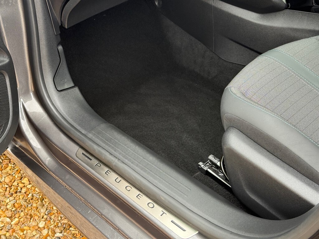 Used Peugeot 208 2022 for sale - 76532354: Photo 56