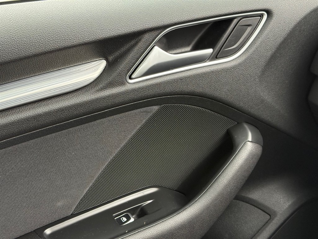 Used Audi A3 2016 for sale - 76117171: Photo 40