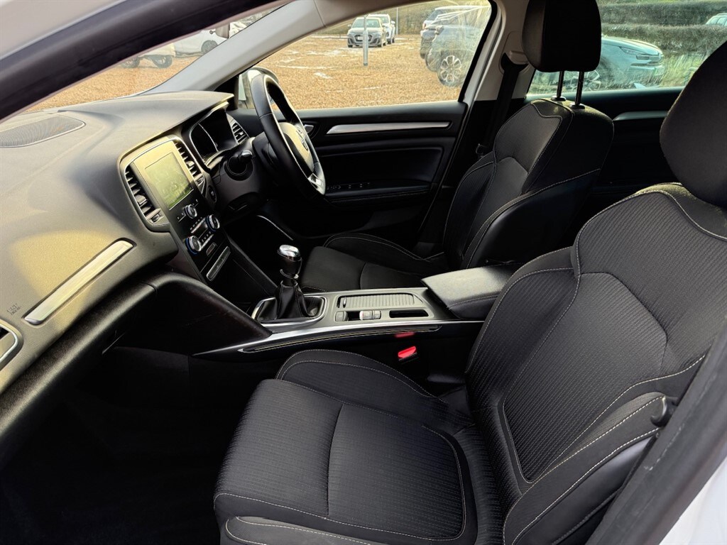 Used Renault Megane 2019 for sale - 77095433: Photo 48