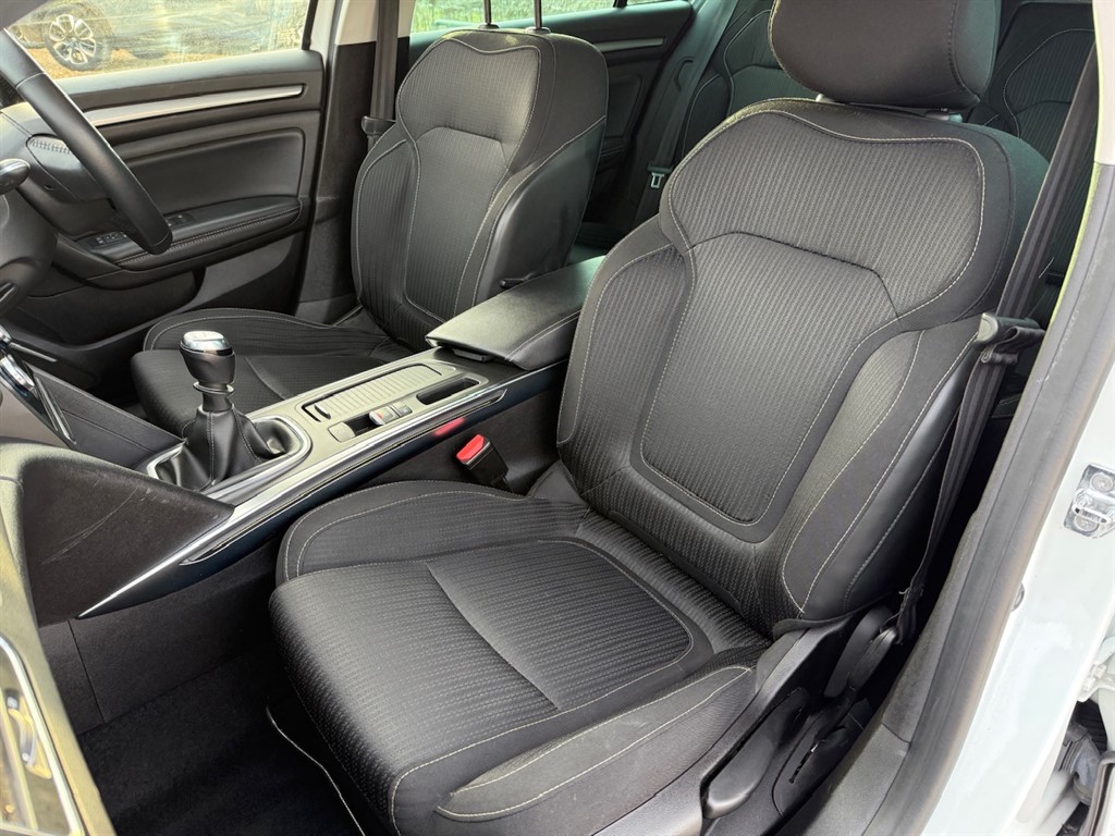 Used Renault Megane 2019 for sale - 77095433: Photo 50