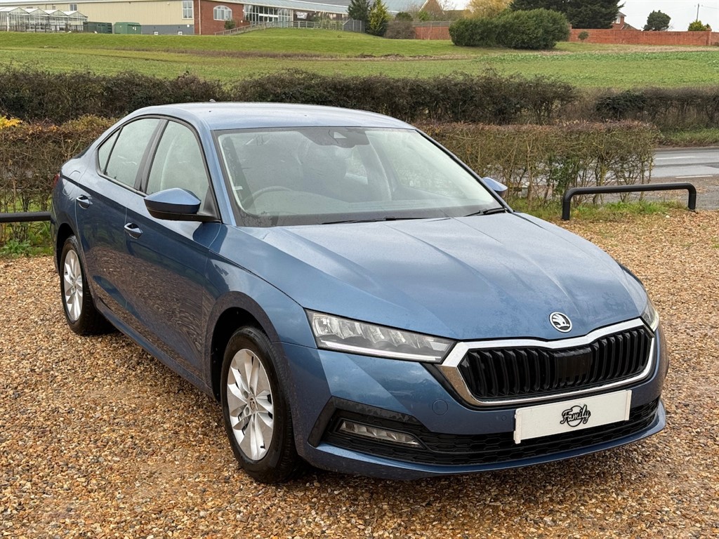 Used Skoda Octavia 2020 for sale - 76818056: Photo 2