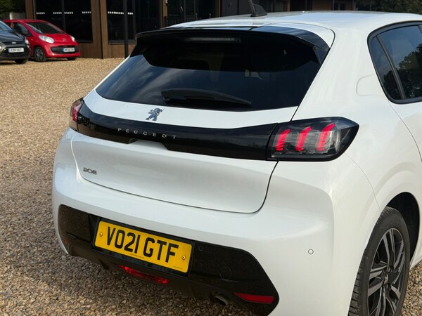 Used Peugeot 208 2021 for sale - 76209091: Photo 14