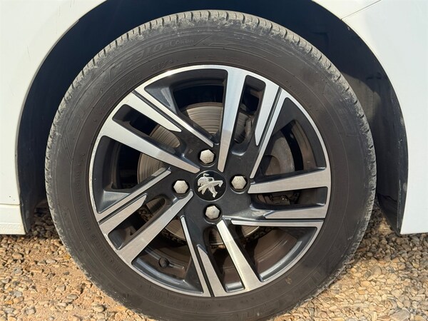 Used Peugeot 208 2021 for sale - 76209091: Photo 21