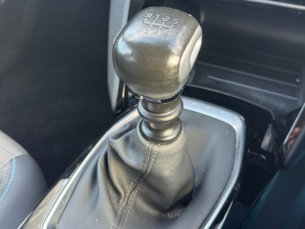 Used Peugeot 208 2021 for sale - 76209091: Photo 42