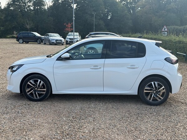 Used Peugeot 208 2021 for sale - 76209091: Photo 8