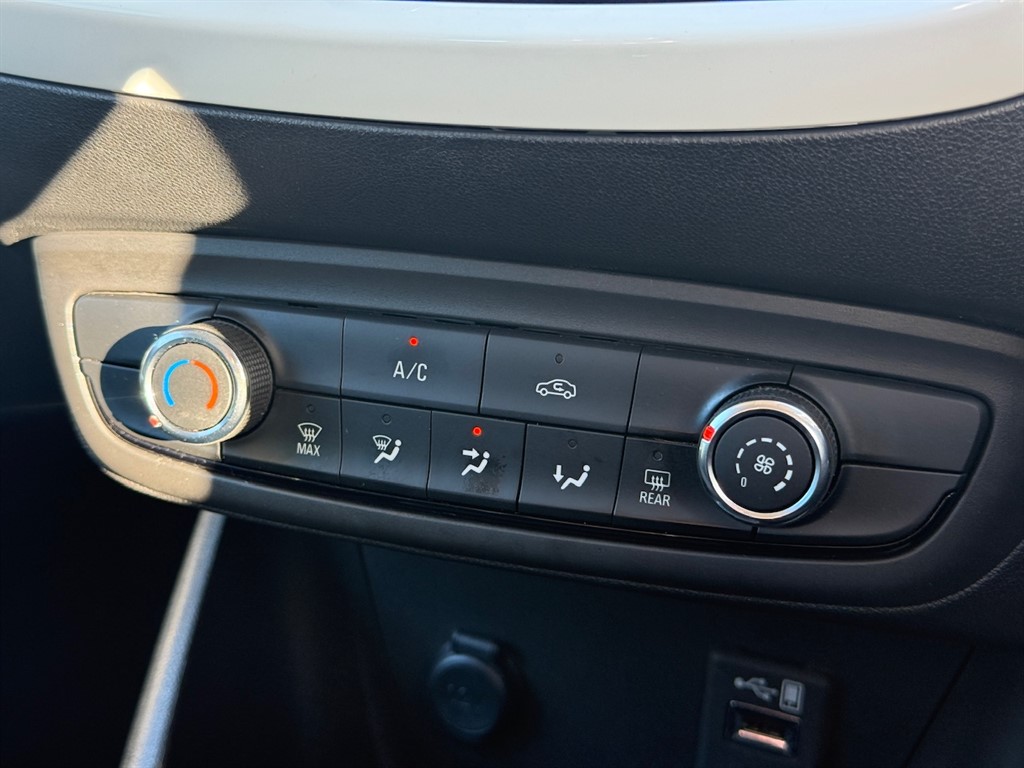 Used Vauxhall Crossland X 2020 for sale - 76003809: Photo 40