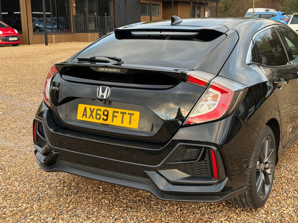 Used Honda Civic 2020 for sale - 76664629: Photo 13