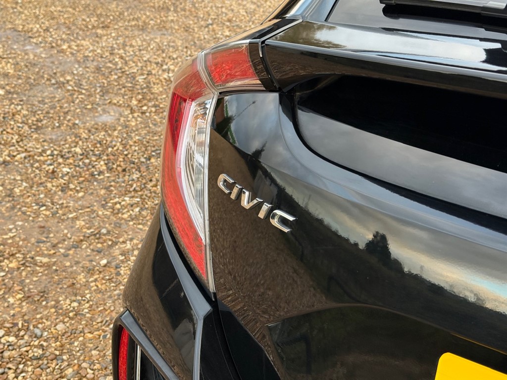 Used Honda Civic 2020 for sale - 76664629: Photo 14