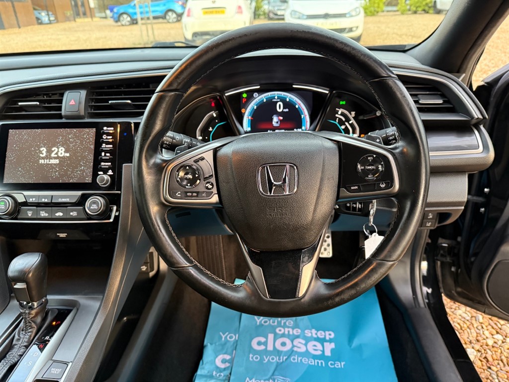 Used Honda Civic 2020 for sale - 76664629: Photo 26