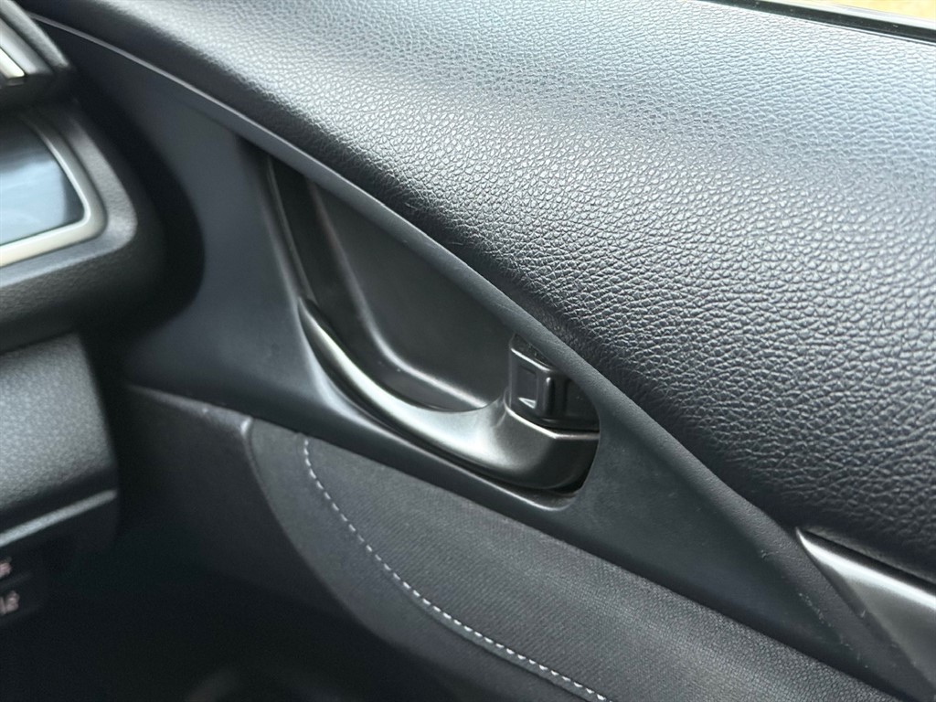 Used Honda Civic 2020 for sale - 76664629: Photo 32