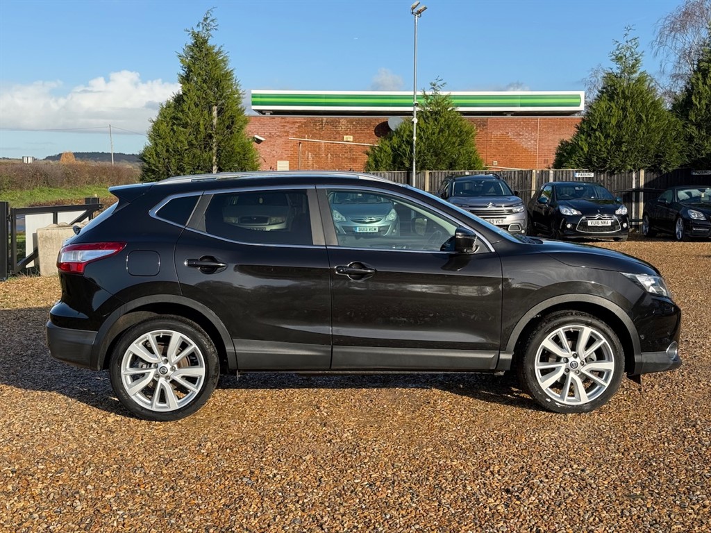 Used Nissan Qashqai 2016 for sale - 76684496: Photo 17