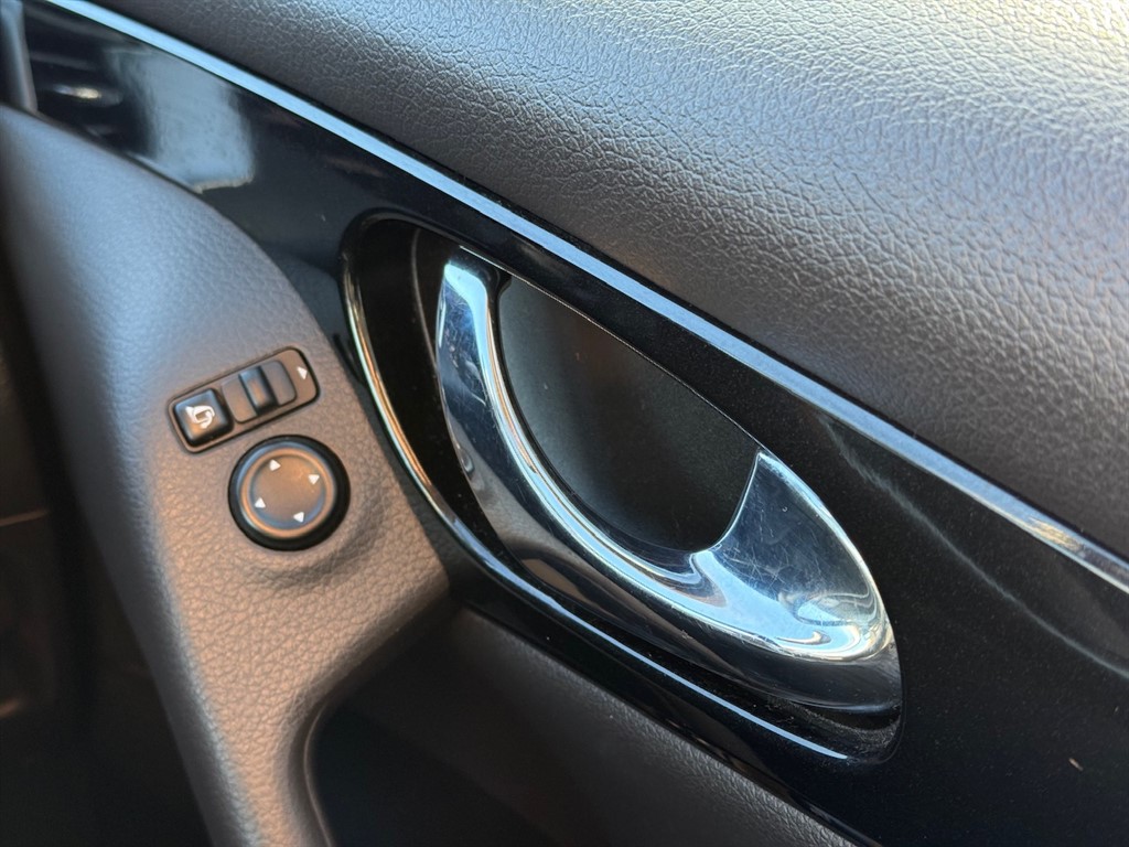 Used Nissan Qashqai 2016 for sale - 76684496: Photo 29