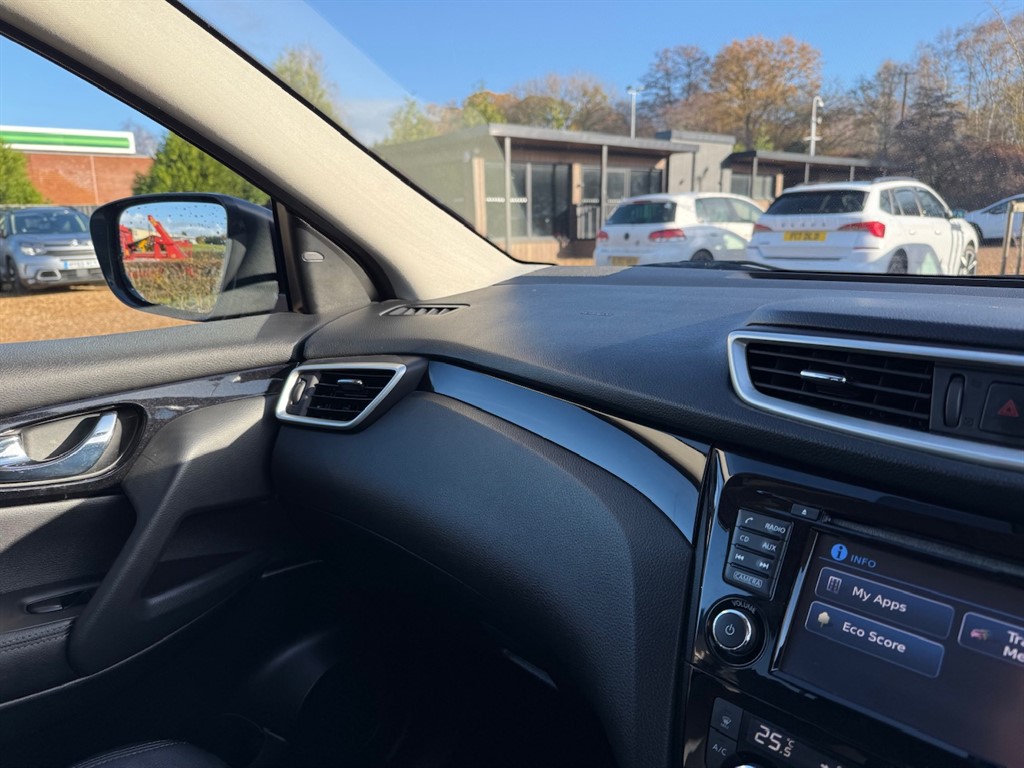 Used Nissan Qashqai 2016 for sale - 76684496: Photo 45