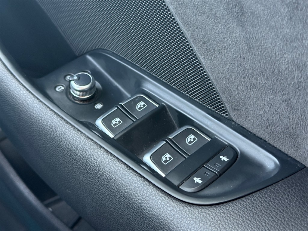 Used Audi A3 2017 for sale - 76161657: Photo 35