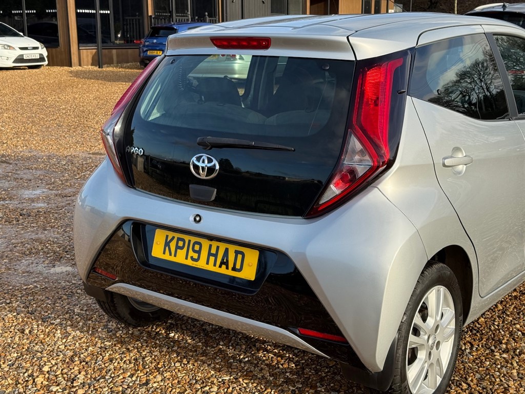 Used Toyota AYGO 2019 for sale - 76882128: Photo 13