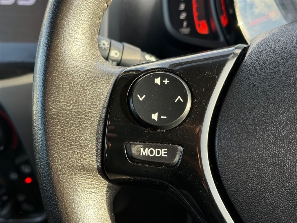 Used Toyota AYGO 2019 for sale - 76882128: Photo 27