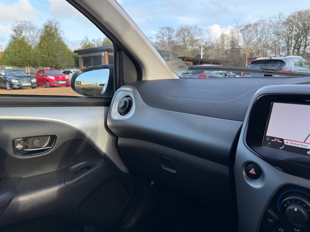 Used Toyota AYGO 2019 for sale - 76882128: Photo 43