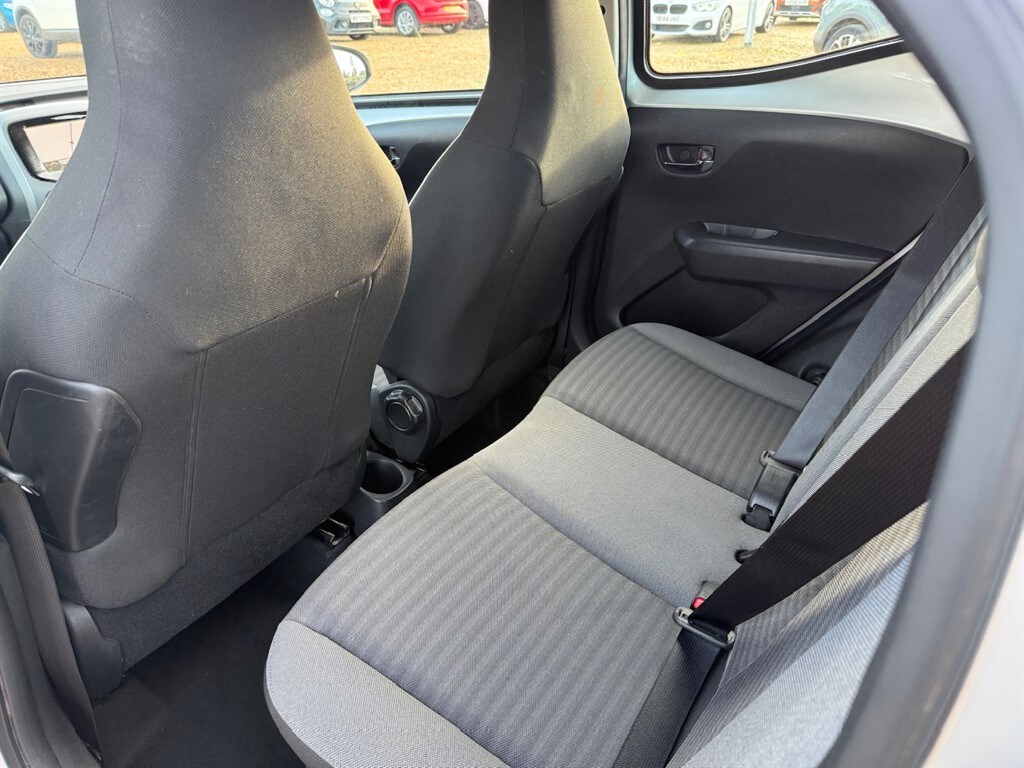 Used Toyota AYGO 2019 for sale - 76882128: Photo 49