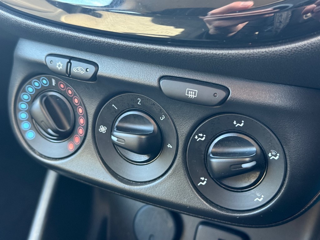 Used Vauxhall Corsa 2018 for sale - 76366675: Photo 42