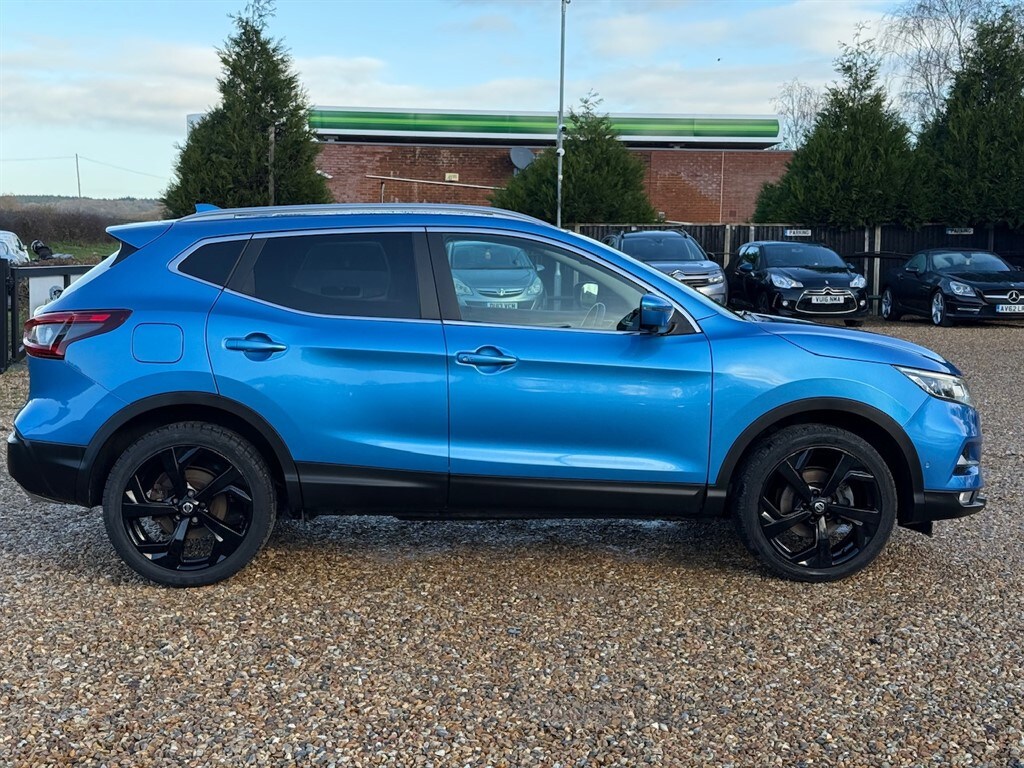 Used Nissan Qashqai 2018 for sale - 76709740: Photo 19