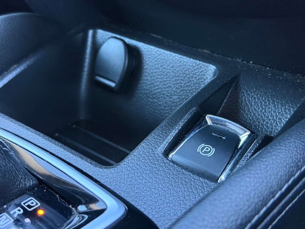 Used Nissan Qashqai 2018 for sale - 76709740: Photo 43