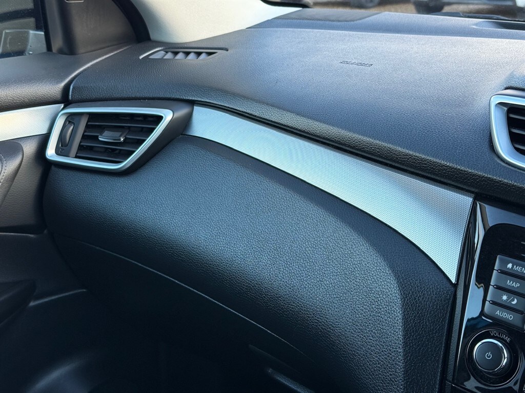 Used Nissan Qashqai 2018 for sale - 76709740: Photo 47