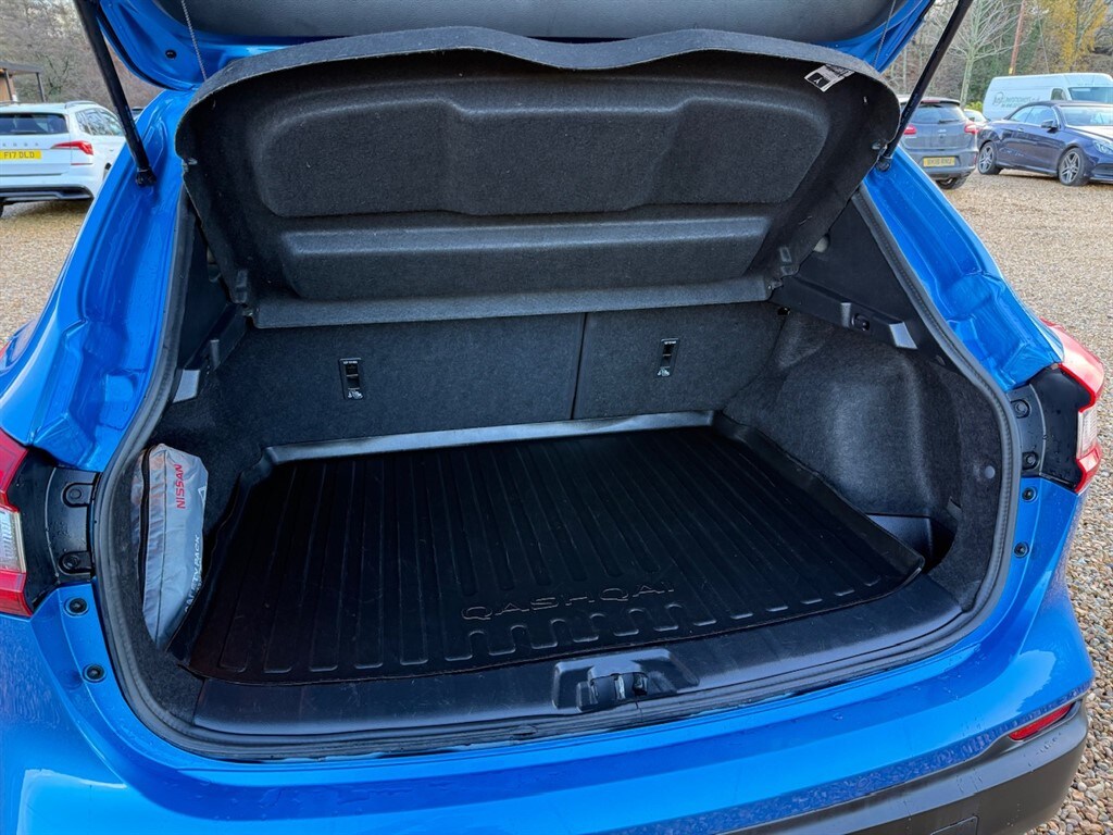 Used Nissan Qashqai 2018 for sale - 76709740: Photo 58