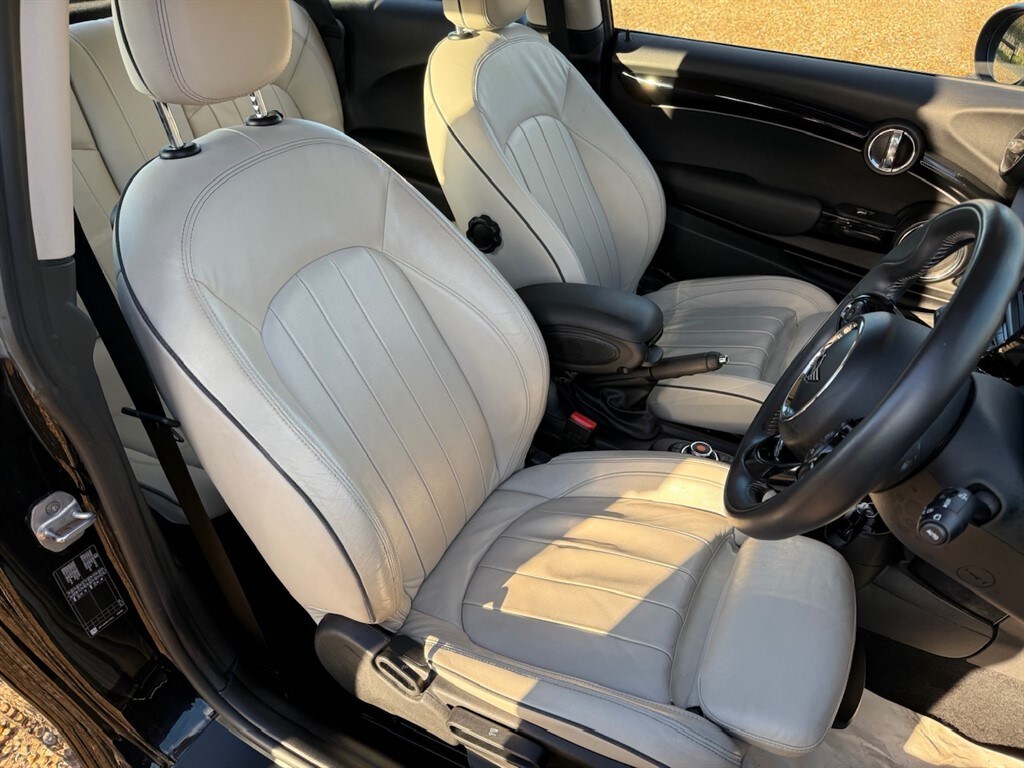 Used MINI Hatch 2019 for sale - 77218944: Photo 22