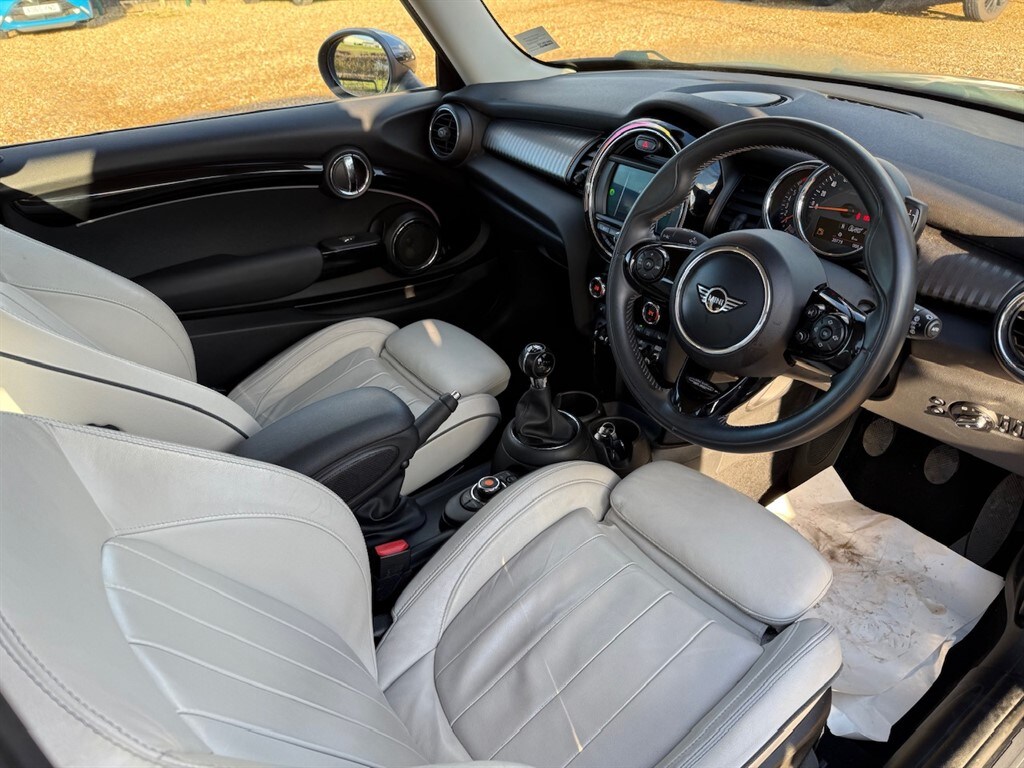 Used MINI Hatch 2019 for sale - 77218944: Photo 23