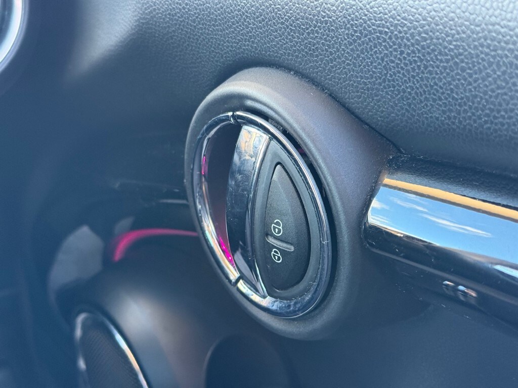 Used MINI Hatch 2019 for sale - 77218944: Photo 29