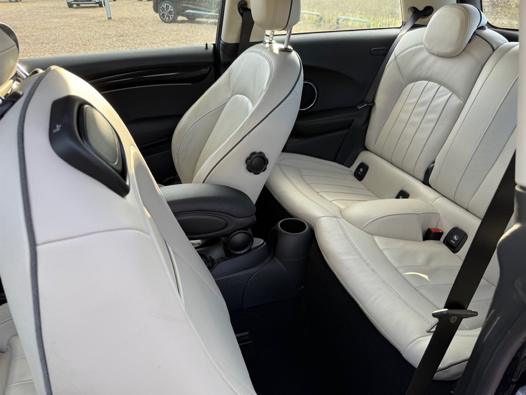 Used MINI Hatch 2019 for sale - 77218944: Photo 55